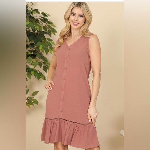 Final Touch Crepe material sleeveless dress - Picture 1 of 3